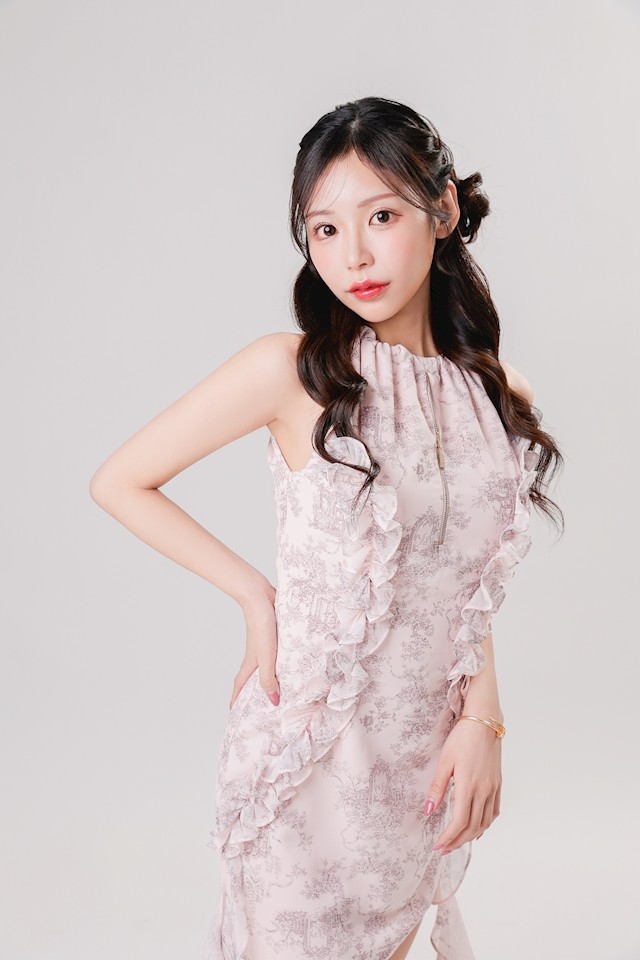 南 さりプロフィール写真3